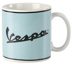 Tazza colore celeste con scritta Vespa per caffè, thè, latte.